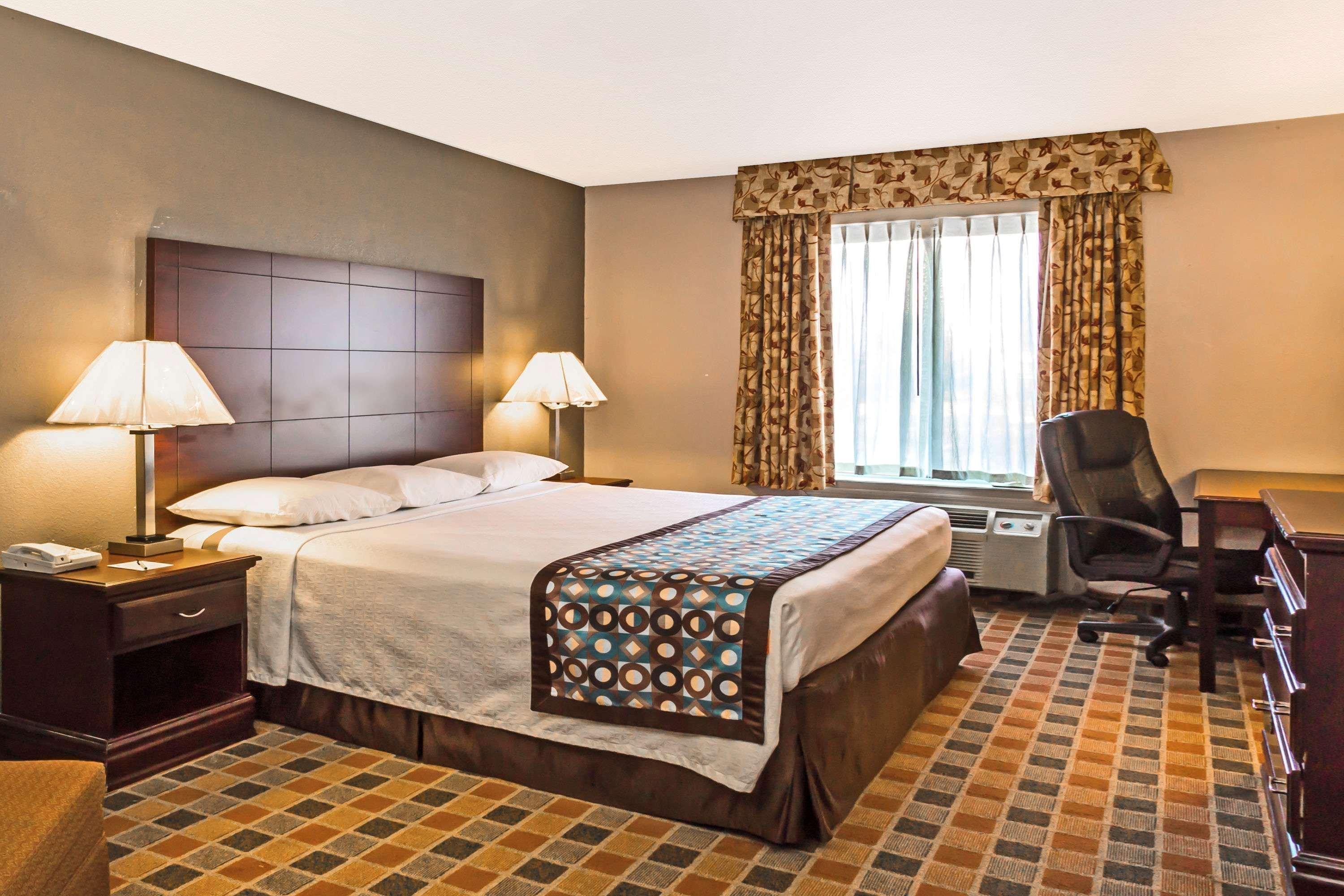Super 8 By Wyndham Frankfort In Extérieur photo